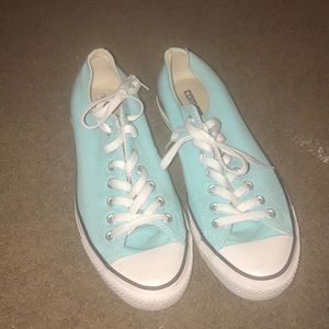 Mint Converse 🤍